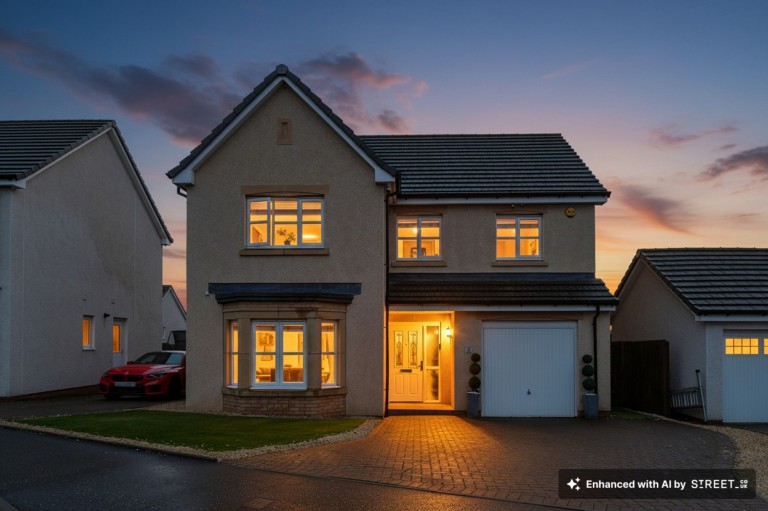 Rosehall Drive, Uddingston, G71