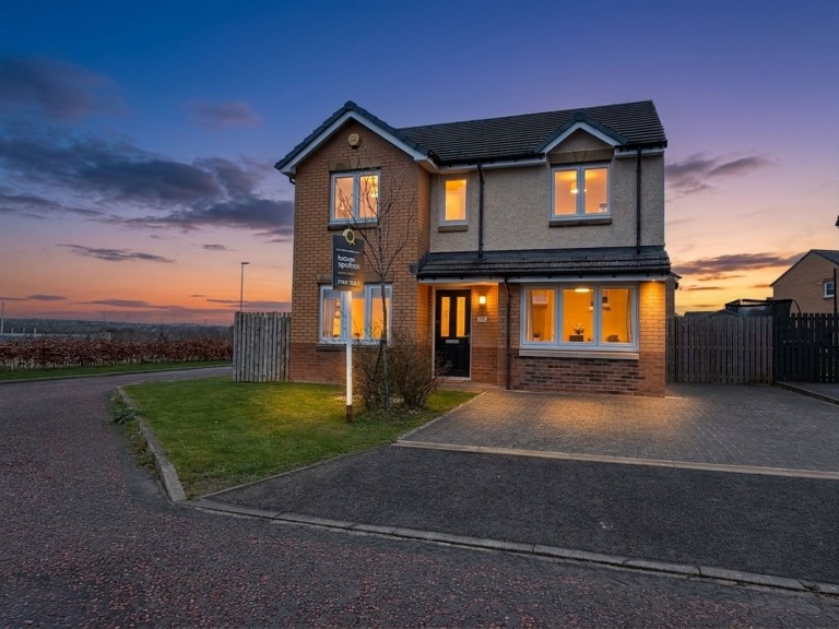 Plantation Grove, Cambuslang, G72