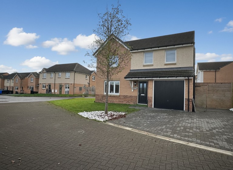 Buttercup Crescent, Cambuslang, G72