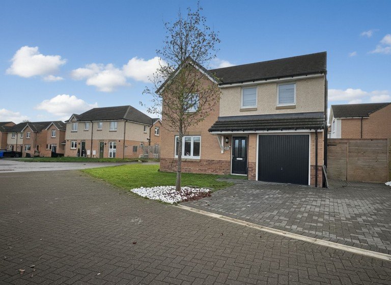 Buttercup Crescent, Cambuslang, G72