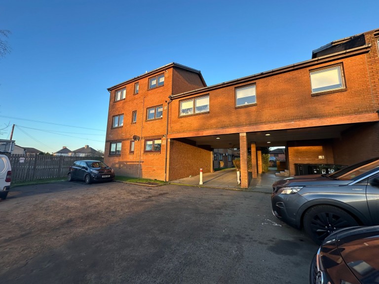 Whittagreen Court, Motherwell, ML1