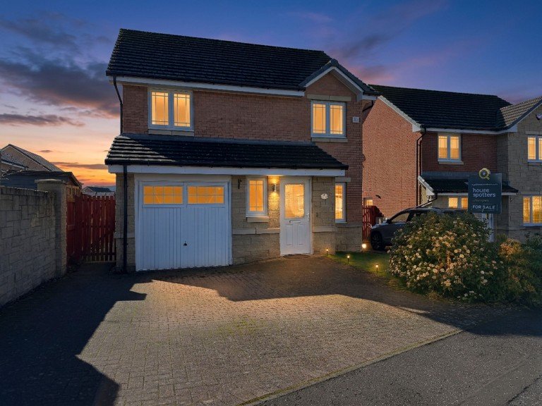 Roe Court, Cambuslang, G72