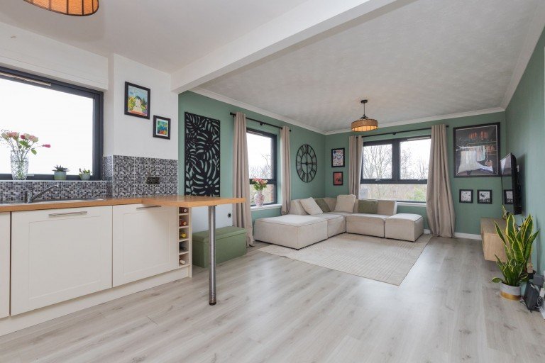 Mansionhouse Gardens, Glasgow, G41